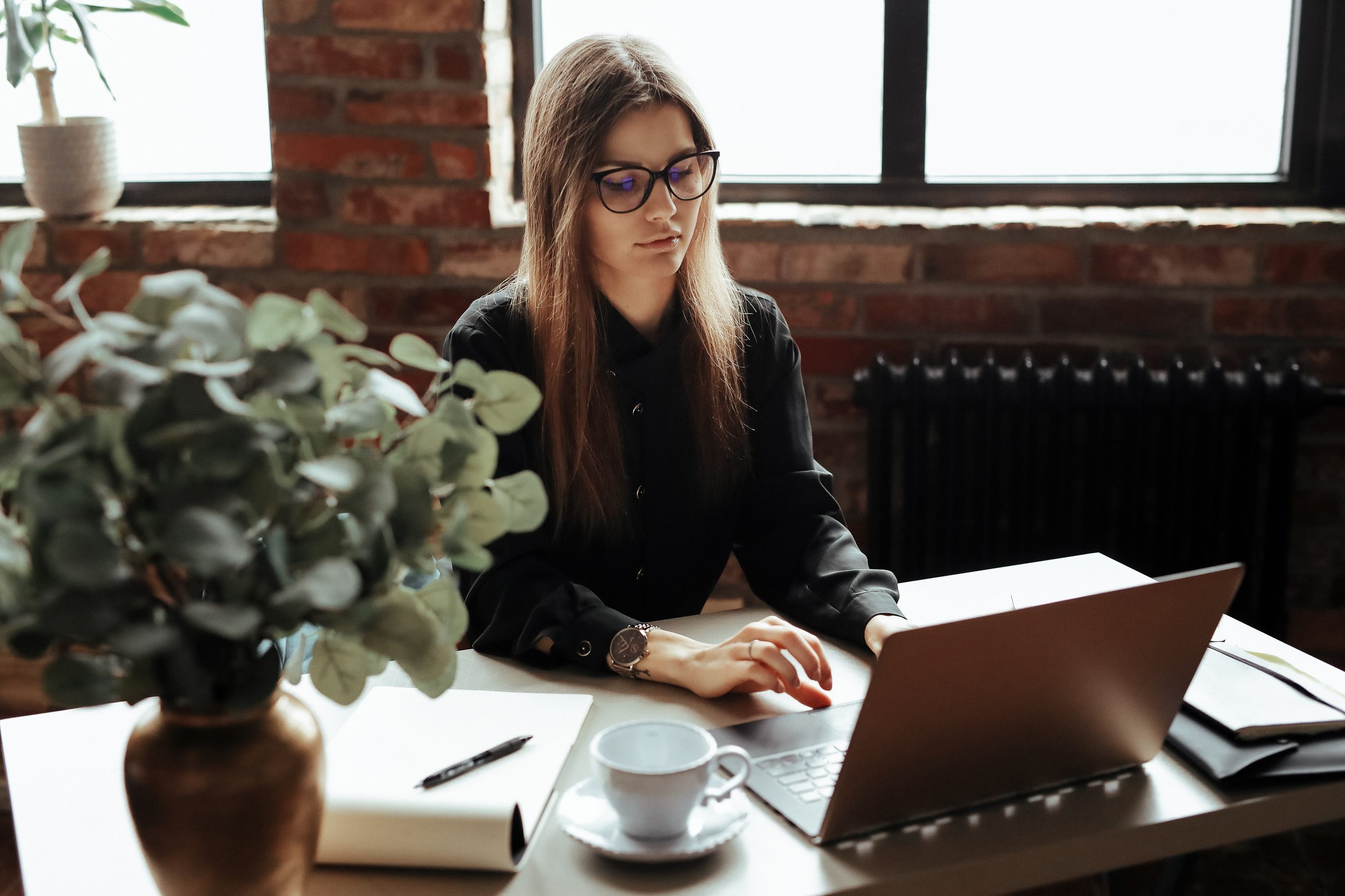 beautiful young woman home office working from home teleworking concept scaled e1720530789617